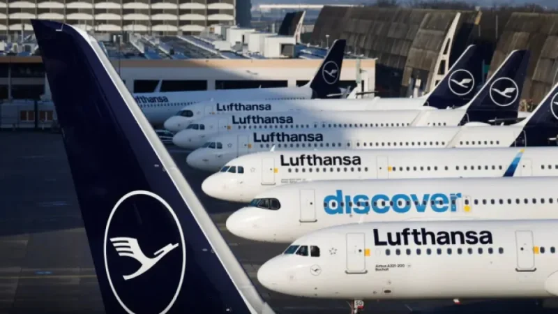 Airlines Secure Profits by Hedging Against Rising Fuel Costs