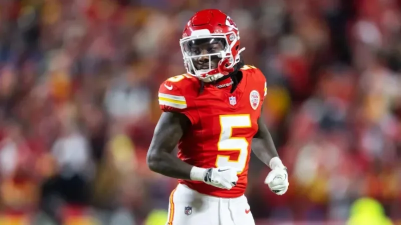 Chiefs Confident in Predicting Hollywood Brown’s Next Signing Destination