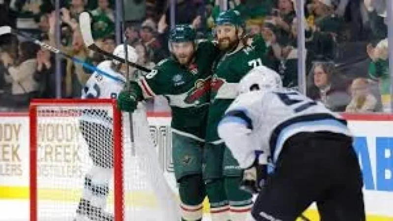 Jake Evans: Fills Empty Cage — Tallies in 4-3 Win, Extends 4-Game Point Streak