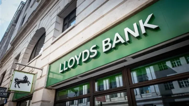 Lloyds app glitch exposes other customers’ transactions — what the bank says and what was visible