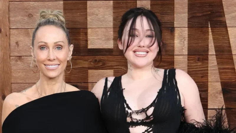 Noah Cyrus and Tish Cyrus Reunite on the Red Carpet After Public Family Rift