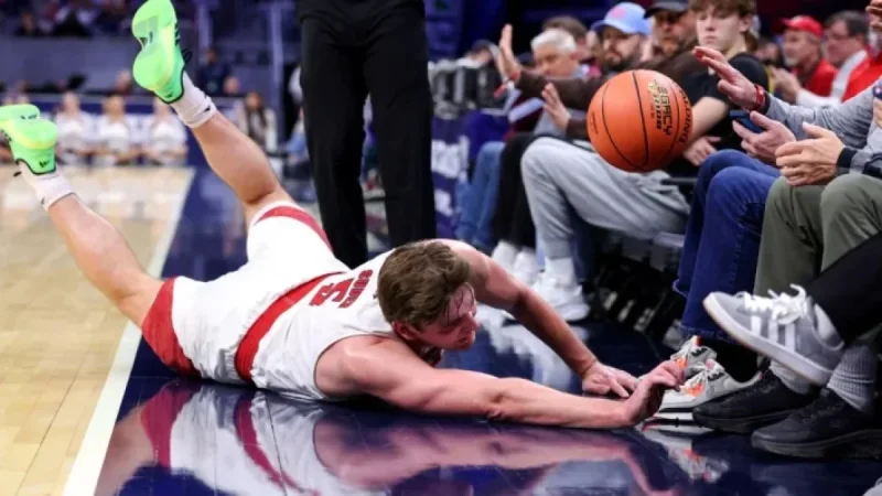 Miami (OH) Falls to UMass in MAC Quarterfinals Shocker