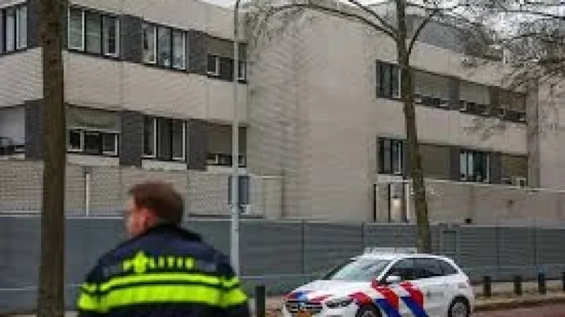 Amsterdam Jewish School Hit by Explosion as Mayor Calls It a ‘Deliberate Attack’