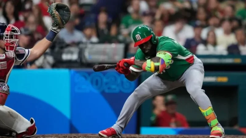Cal Raleigh and the WBC Handshake: 3 Reasons the Mariners’ Clubhouse Can Survive the Stir