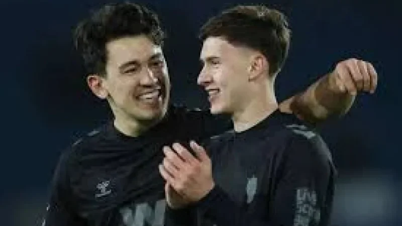 Chris Rigg and Mayenda told to keep believing by Patrick Roberts