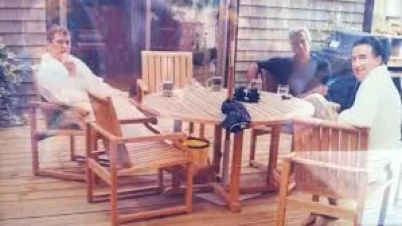 First Known Image Reveals Peter Mandelson in Bathrobes with Jeffrey Epstein — New File Details