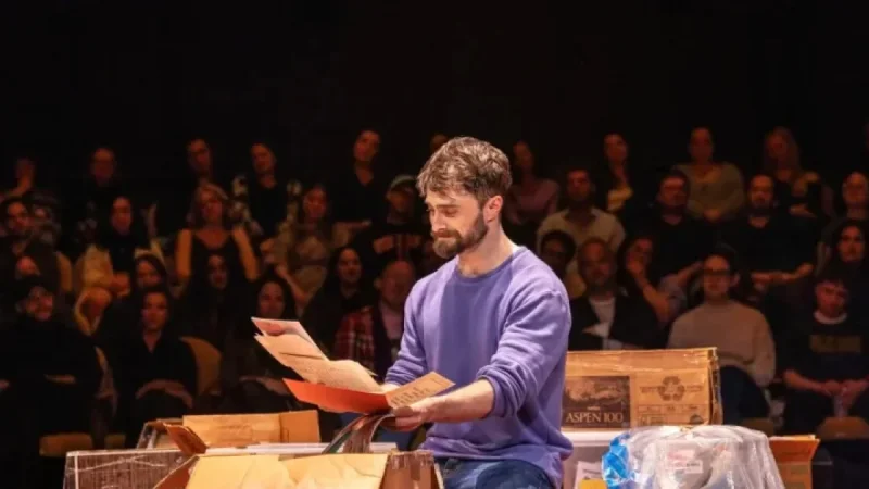 Interactive Review: Daniel Radcliffe Shines in ‘Every Brilliant Thing’