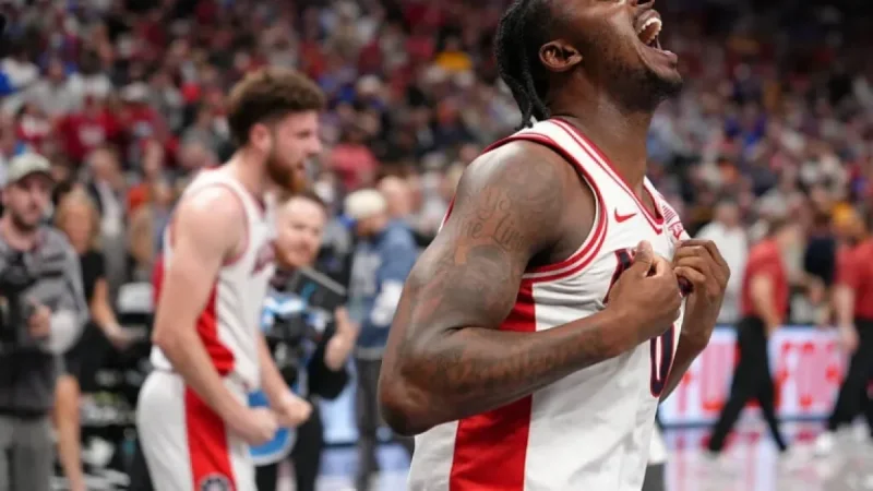 Jaden Bradley’s Buzzer-Beater Propels Arizona to Big 12 Final