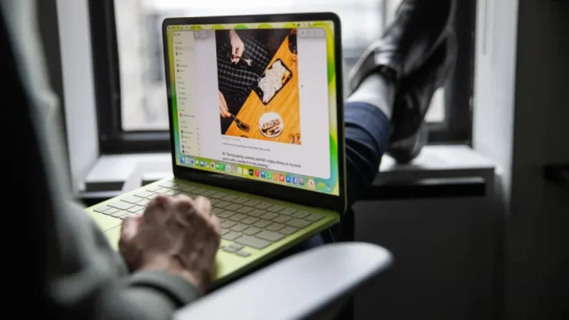Macbook Neo Teardown: 5 Reasons PC Makers Were Caught Flat-Footed by Apple’s $600 Laptop