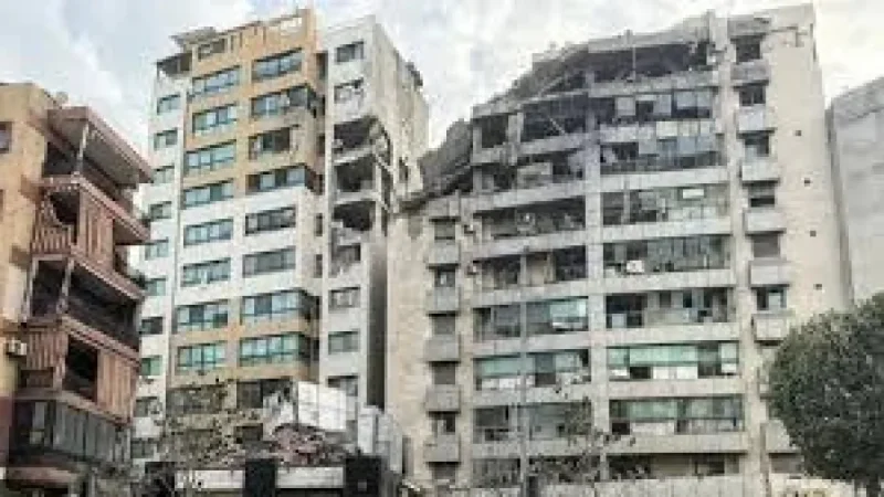 Netanyahu Faces Political Test as Hopes of Regime Change in Iran Fade — A Family Watches the Sky