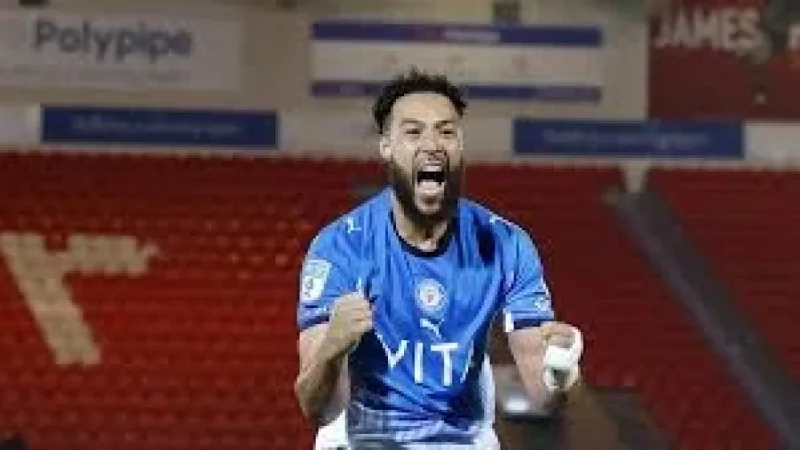 Stockport County into Wembley: Norwood free-kick seals 1-0 semi and sends Hatters back to the final