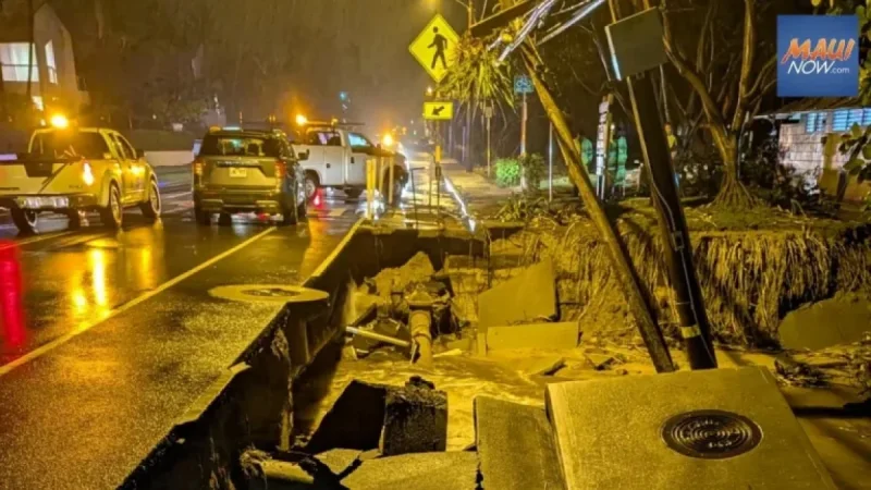 Hawaii Flash Flooding Maui as Kona Storm Continues