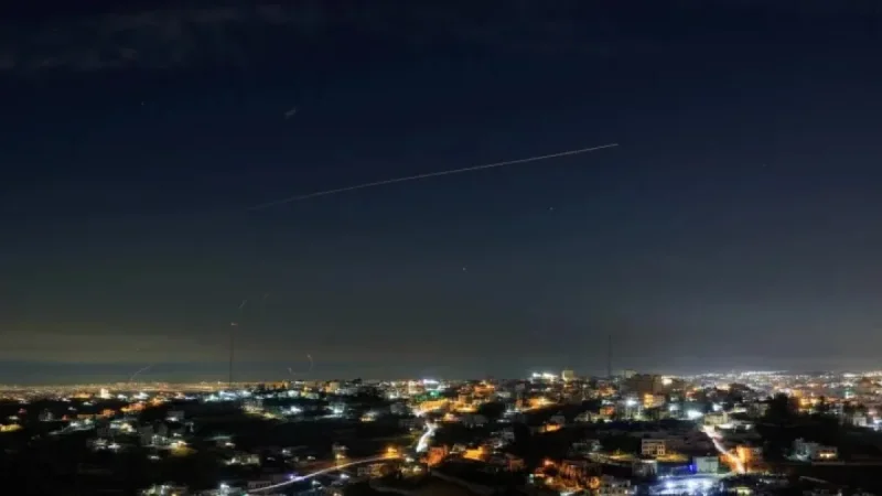 Huffington Post and the interceptor debate: What changes as the Iran war grinds on (ET)