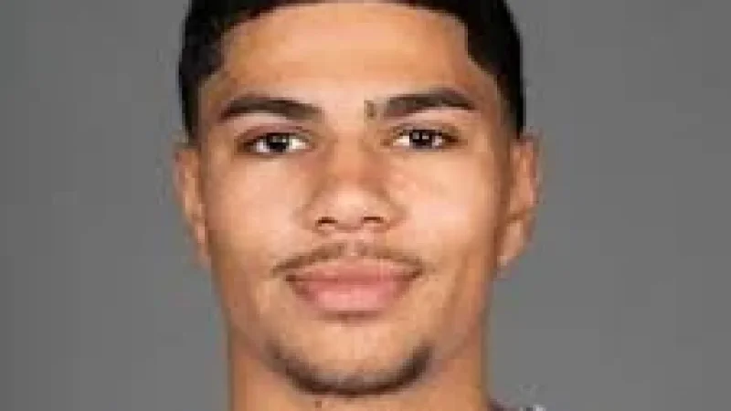Killian Hayes lands a two-year Kings deal—but his Saturday status hints at a defined role