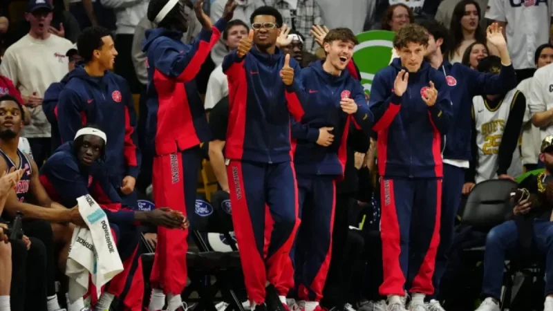 Koa Peat as Arizona faces Iowa State in Big 12 semifinal showdown