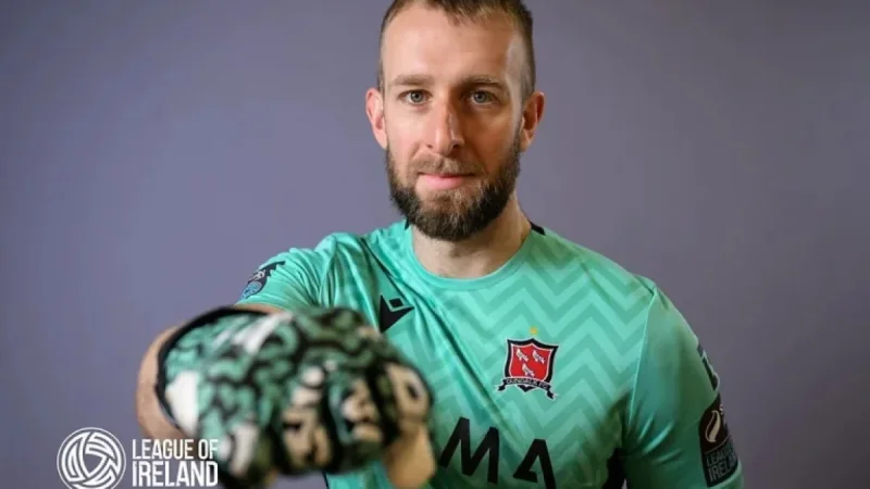 Dundalk Fc Facing Goalkeeping Quandary as Kearns to Undergo Surgery