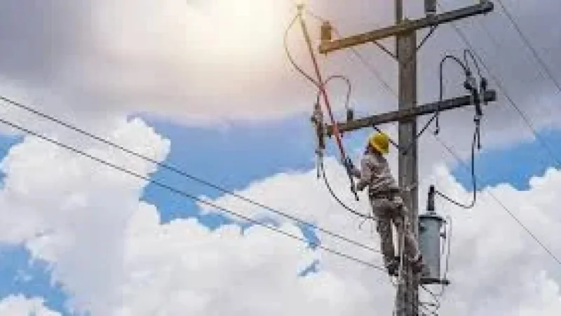 Kait8 Weather as the inflection point: storms and high winds leave thousands without power