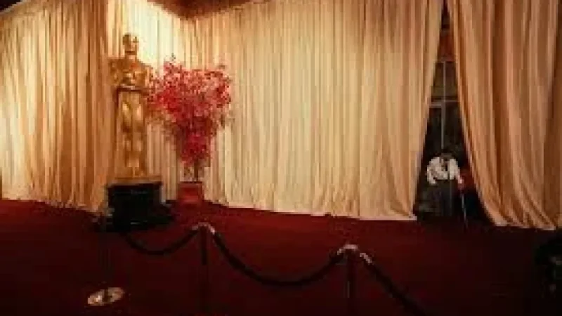 Oscars Red Carpet: 7 Fashion Tensions and Why Tonight’s Walk Matters