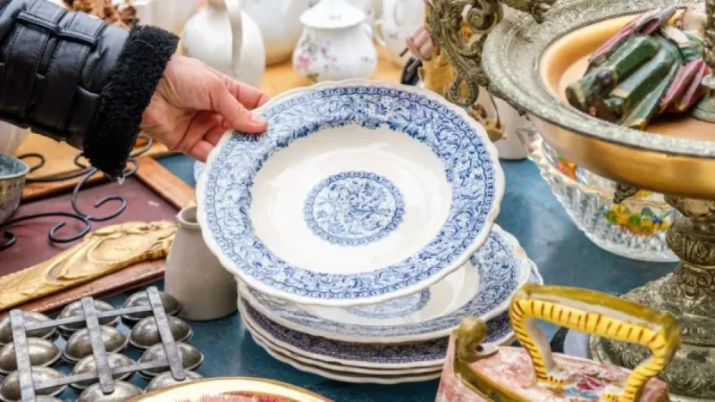 Millennials, Gen Z Boost Demand in Estate Sales Amid Boomers’ Passing