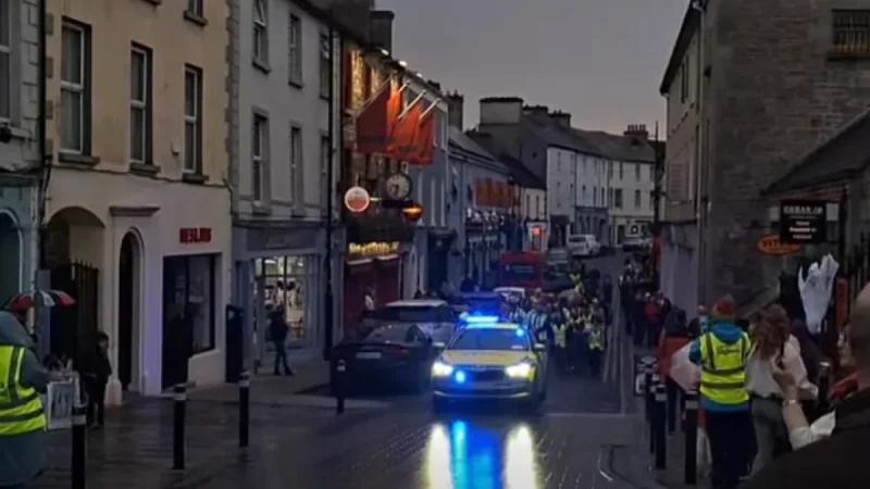 Parade St Patrick: Kinlough’s Midnight Gamble and Carrick-on-Shannon’s Volunteer Salute