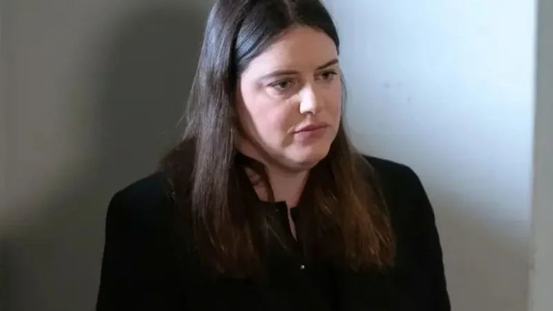 Zoe Slater Scene Sparks Warning in Early iPlayer Release — Twin Twist and a Prison Shock