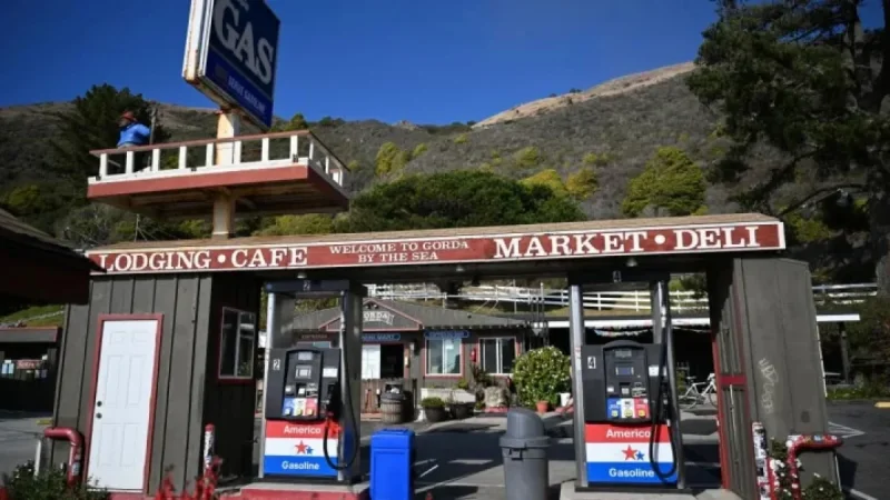 Big Sur Station Owner Explains Why Gas Prices Remain at $10 a Gallon