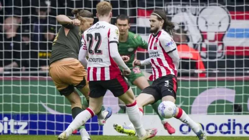 Psv Fc under pressure as 2 shocks before kick-off expose the title race tension