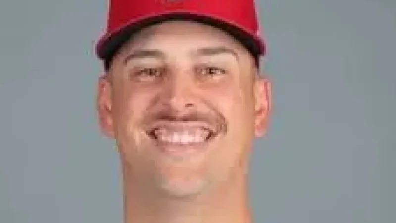 Nathaniel Lowe returns to Texas: 1 lineup decision could reshape the Reds