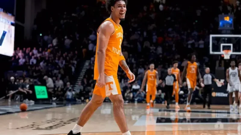 Tennessee CG Bishop Boswell Discusses Transfer Portal Decision