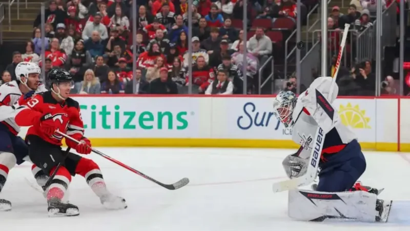 Logan Thompson and 6 goals: How one night altered the Capitals’ award case