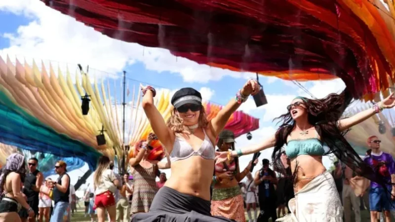 Sabrina Carpenter Shines at Coachella 2026; Bini Breaks P-pop Records