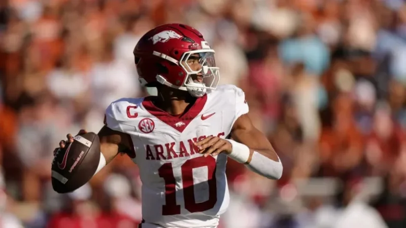 Steelers Meet Quarterback Taylen Green for Monday Visit