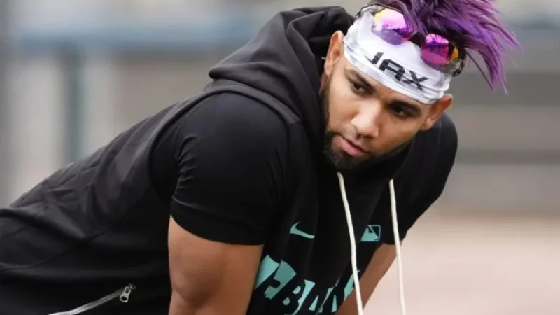 Diamondbacks Reinstate Gurriel Jr., Designate Baker for Assignment