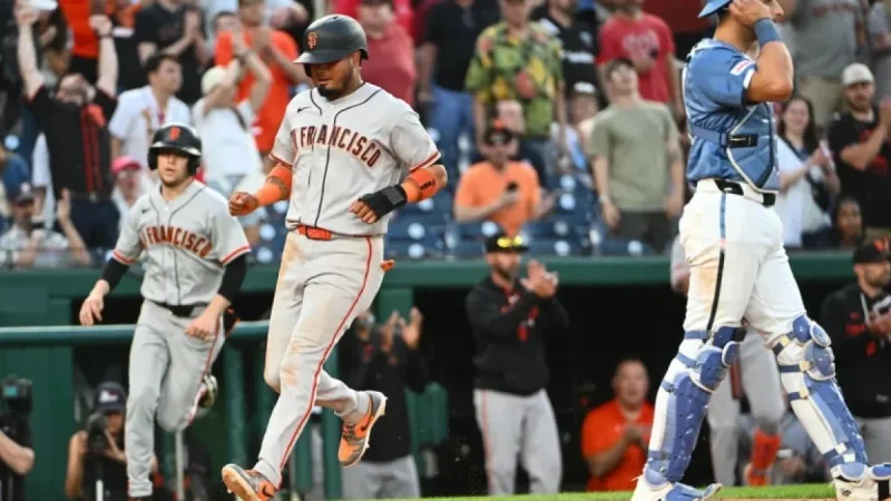 Giants Edge Nationals 7-6 in 12-Inning Thriller