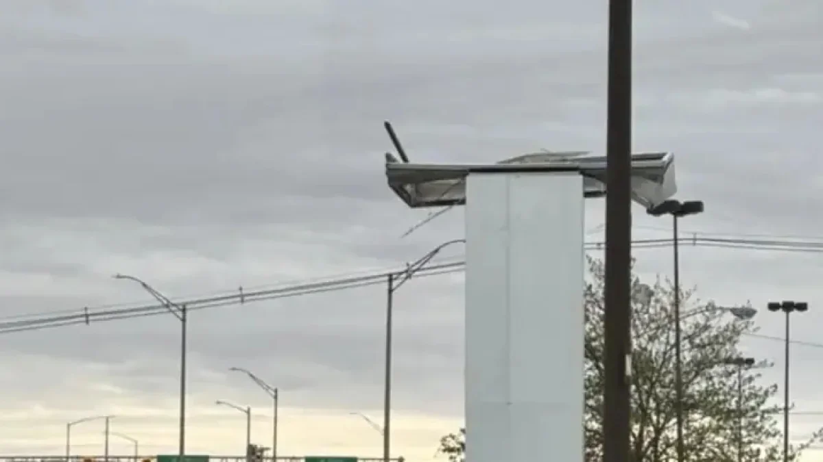Illinois Tornado Damage: 6 Twisters Confirmed in McLean County as ...