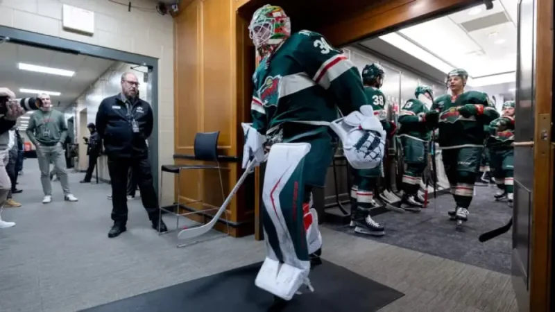 Jesper Wallstedt Set for Game 1 as Wild Turn to Rookie in Dallas