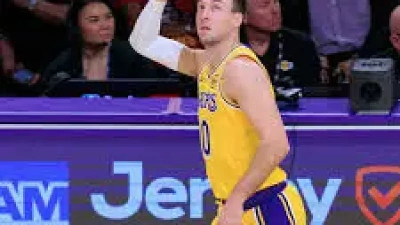 Luke Kennard Surprise Trophy: 47.8% 3-Point Milestone Shakes Up Lakers Before Game 1
