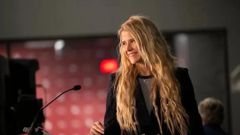 Elizabeth Smart Embraces Bodybuilding, Redefining Her Identity