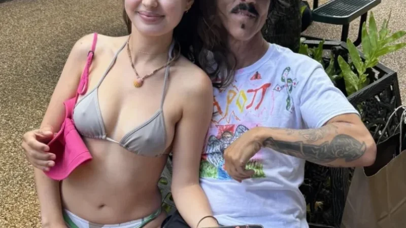 Anthony Kiedis’ Girlfriend Writes About Dating an Older Man