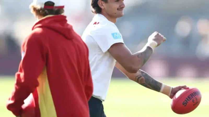 Hawthorn Vs Gold Coast live: Hawks, Suns locked in Anzac Day opener at UTAS Stadium