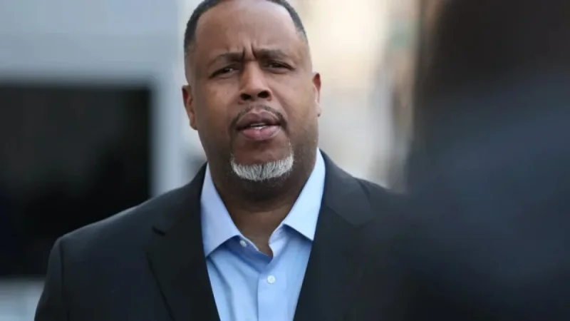 Damon Jones Pleads Guilty in NBA Gambling Scandal First