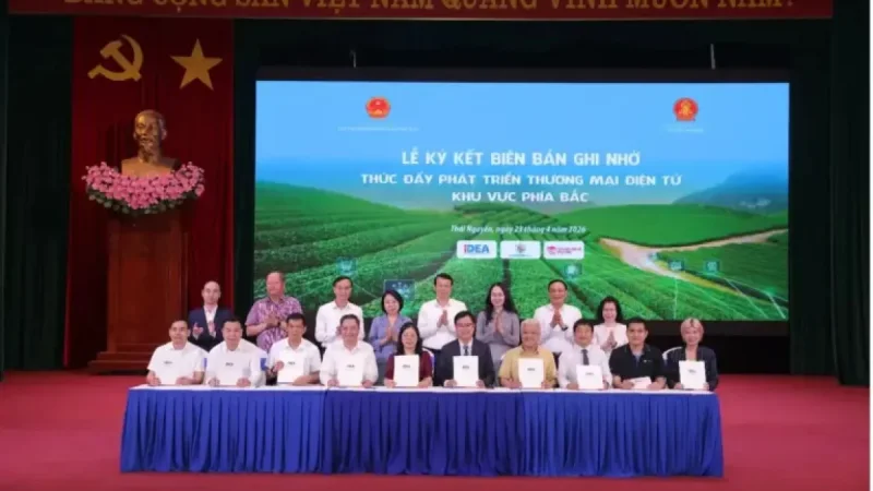 Met in the North: 5 cooperation moves shaping Vietnam’s e-commerce push