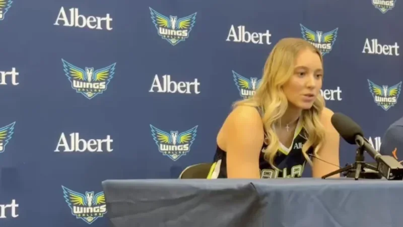 Paige Bueckers Discusses Close Bond with Azzi Fudd