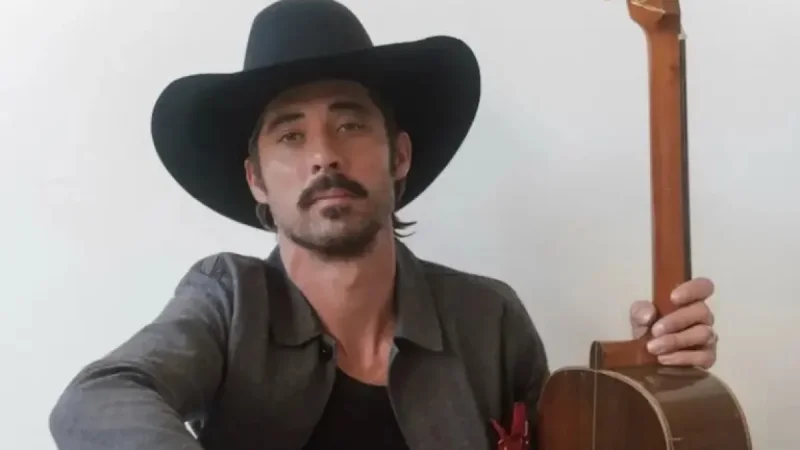 Ryan Bingham at Solvang Festival Theater as the Benefit Takes Shape