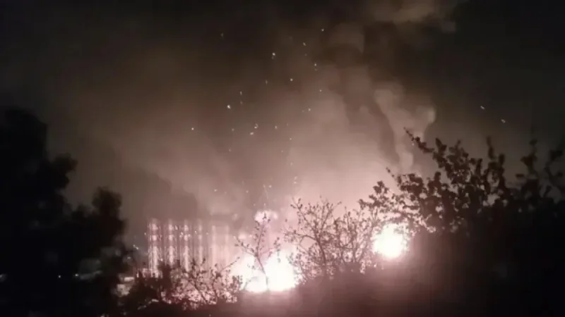 Tuapse Oil Refinery Drone Strike Triggers Fire and Evacuation in Southern Russia