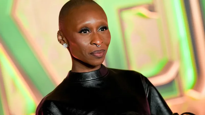Cynthia Erivo stops April 27 Dracula performance after filming fan
