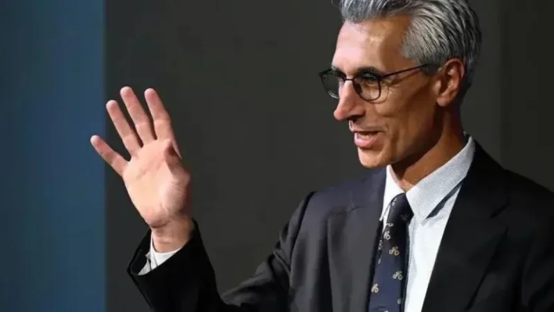 Hugh De Kretser and Australia’s racism warning: 5 revelations behind a new human rights scorecard