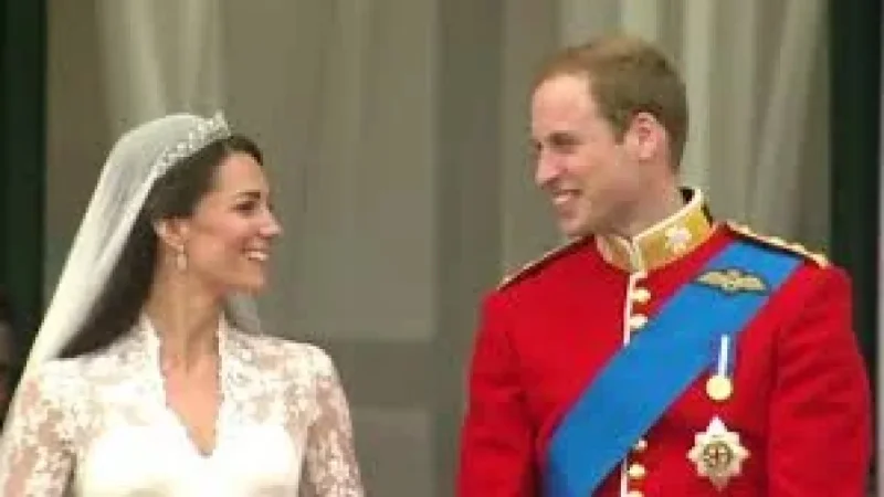 William and Catherine share new family portrait for 15th anniversary — William Kate 15th Anniversary Photo