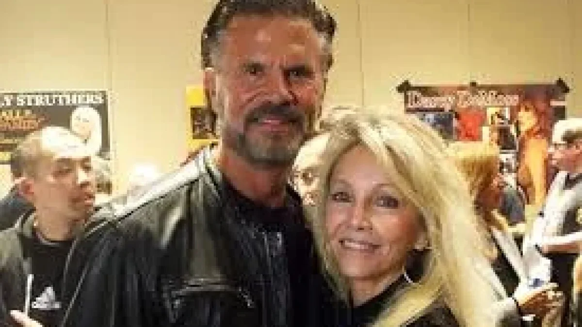 Lorenzo Lamas Greets Heather Locklear at 2026 Expo - El-Balad.com