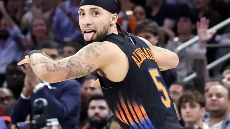 Jose Alvarado Rejoins Knicks Rotation as Landry Shamet Slides